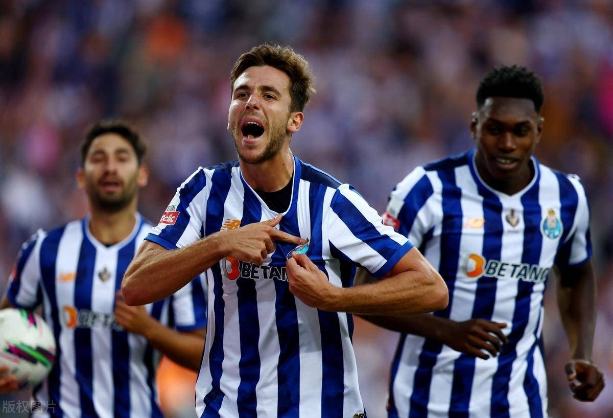 新球体育网站包含比利亚雷亚尔赛前队长鼓劲；志在葡超名次提升；信心回归；控场能力受关注的词条