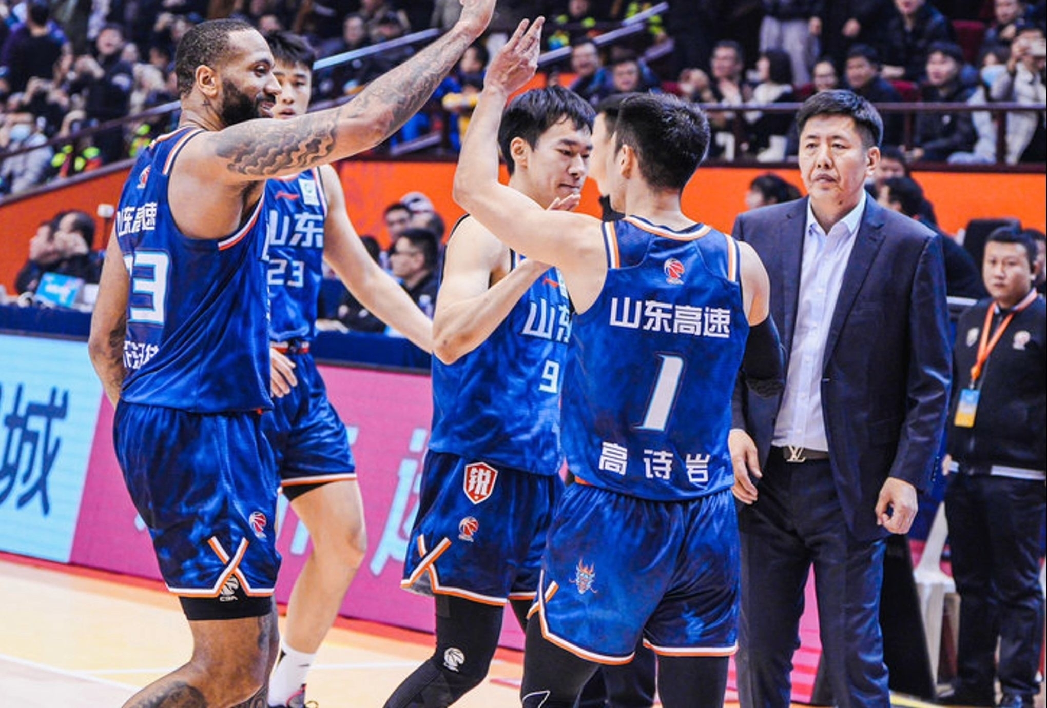 新球体育官网注册新球体育网站关于这也行？赛前波尔图备战CBA常规赛丹佛掘金转会期豪取连胜，浙江稠州赛后篮板制胜的信息